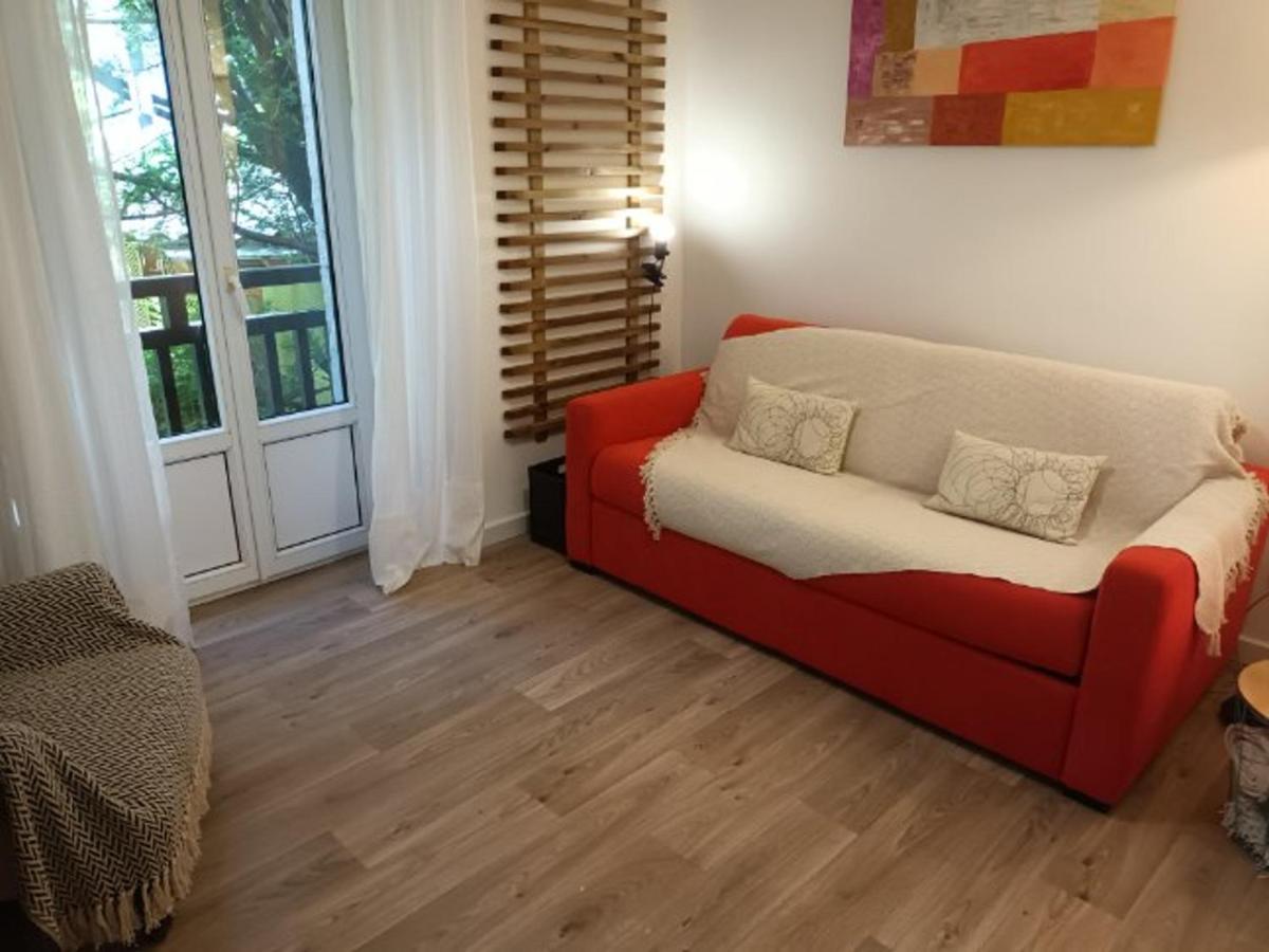 Appartement T2 Renove, Centre-Ville Hendaye, Proche Baie, Sans Ascenseur, Balcon, Calme, Wifi Non Inclus - Fr-1-239-850 ภายนอก รูปภาพ
