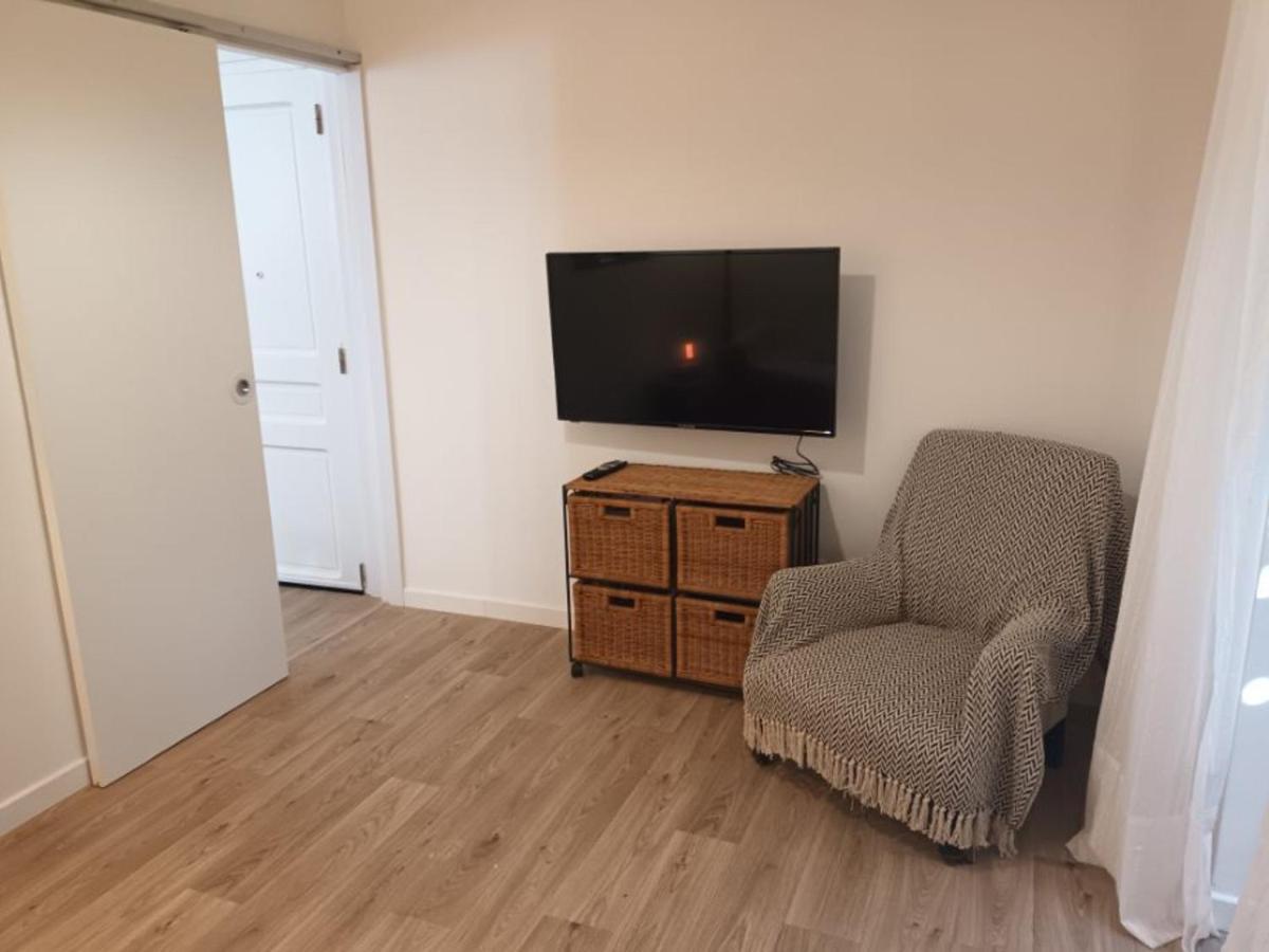 Appartement T2 Renove, Centre-Ville Hendaye, Proche Baie, Sans Ascenseur, Balcon, Calme, Wifi Non Inclus - Fr-1-239-850 ภายนอก รูปภาพ