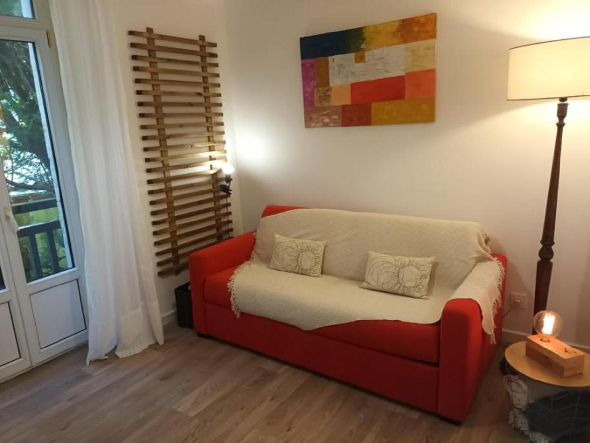Appartement T2 Renove, Centre-Ville Hendaye, Proche Baie, Sans Ascenseur, Balcon, Calme, Wifi Non Inclus - Fr-1-239-850 ภายนอก รูปภาพ